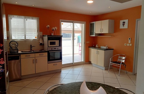 Collias Villa | Villa Jillo