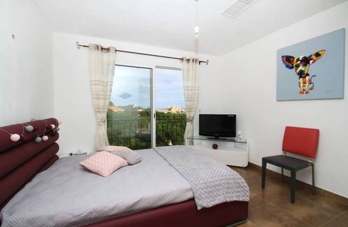 Calvi House | villa terrace pool sauna spa
