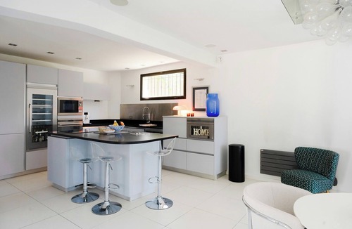 Est House | Villa with pool and sauna in Aix-en-Provence