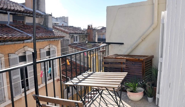 Apartment with terrace near sea and Major