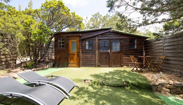 Chalet 'De La Plage Serena' with Sea View, Wi-Fi and Air Conditioning