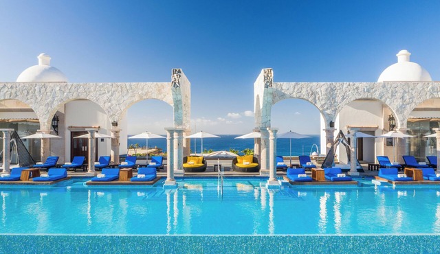 cliff top luxury 2 bedroom suite with sunrise ocean view in 5 star resort KR