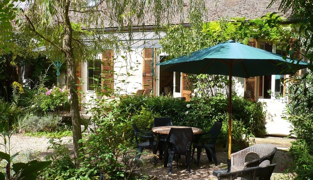 Coeur De Beaune- Private House In Centre Of Beaune, Private Garden & Parking