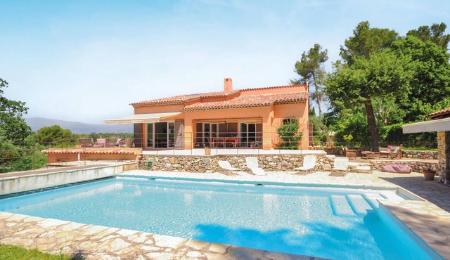 Cozy home in Roquefort les Pins