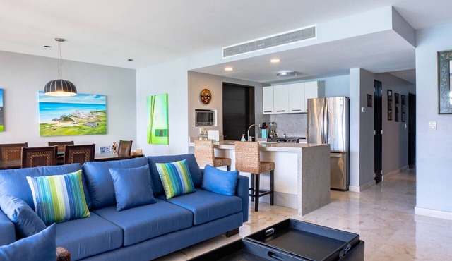 Elegant Ocean View Perfectly Situated Just steps from pool and beach at The Elements by BRIC