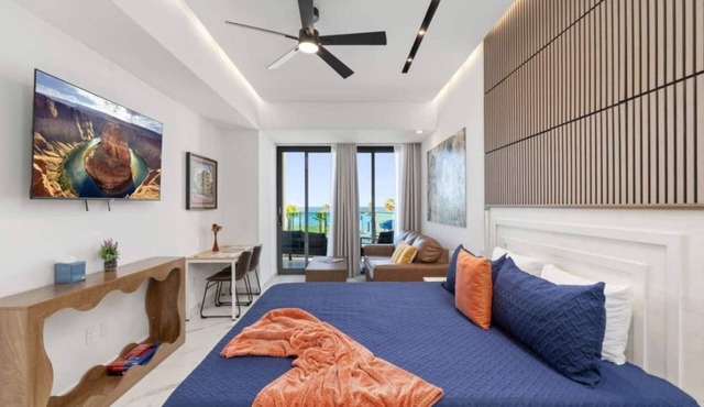 Encantame Soleil studio lock off sleeps 4