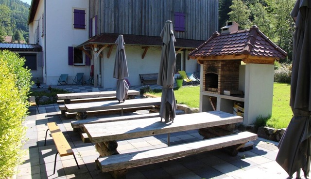 Gîte l'Evasion, Group Accommodation for 20 to 35 Guests