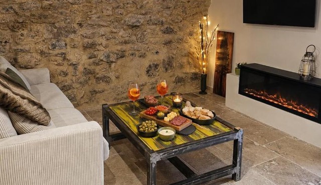 Gîte romantique en pierre voûtée