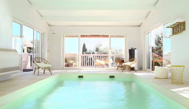 Holiday Home 'Villa De 3 À 9 Pers Avec Piscine' with Mountain View, Wi-Fi and Air Conditioning