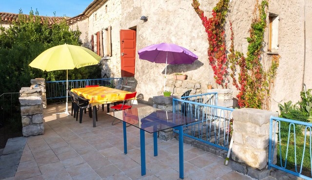 Homerez - House in Beaulieu.
