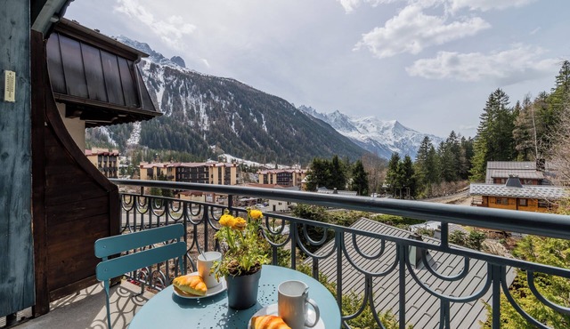 Le Cristal MB18 Mont-Blanc View, Pool, Parking & Free WiFi, Argentière (Chamonix), France