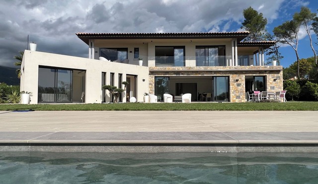 Luxury villa Côte d'Azur