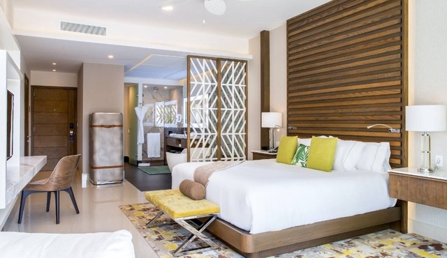 Modern Suite Escape at the Garza Blanca, Cancún
