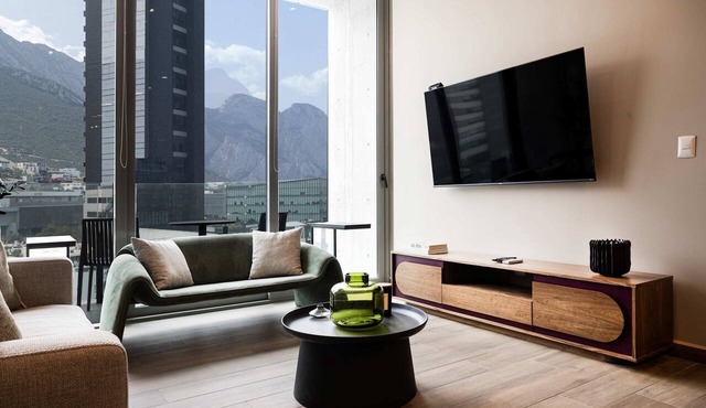 Mountain View Balcony, Pool, Gym & Terrace