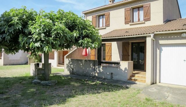 Nice apartment for 4 people with WIFI, TV, terrace and pets allowed