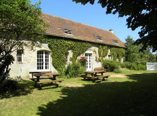 Spacious holiday home near Omaha Beach