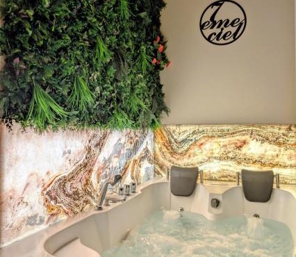 Suite avec jacuzzi privatif