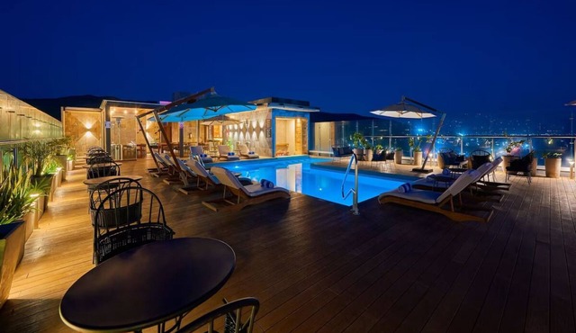 Tranquil Coastal Views at This Stunning Rooms Near the Beach - 2 Units