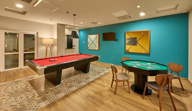 Vibrant Cabo Suite – Explore Marina & Beaches on Foot | 4 Family-friendly Units
