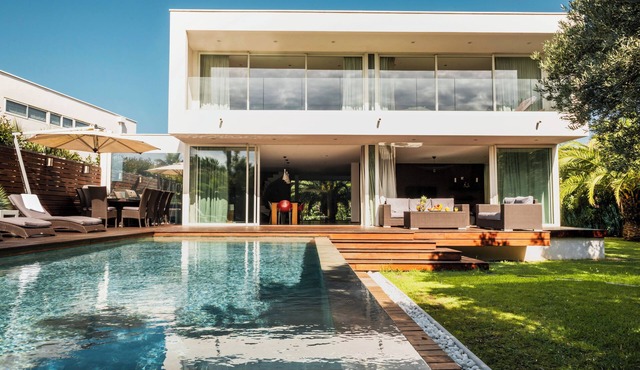 Villa Bahia, luxury at 1st sea line
