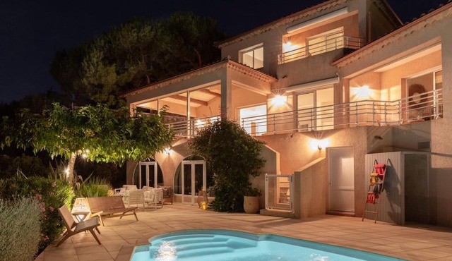 Villa Montobello - Piscine chauffée et vue mer