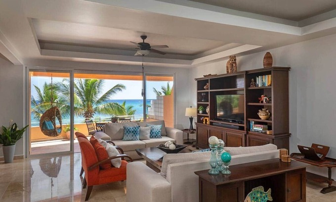 Puerto Aventuras Apartment | Puerto Aventuras Fatima Bay Beachfront Oceanview