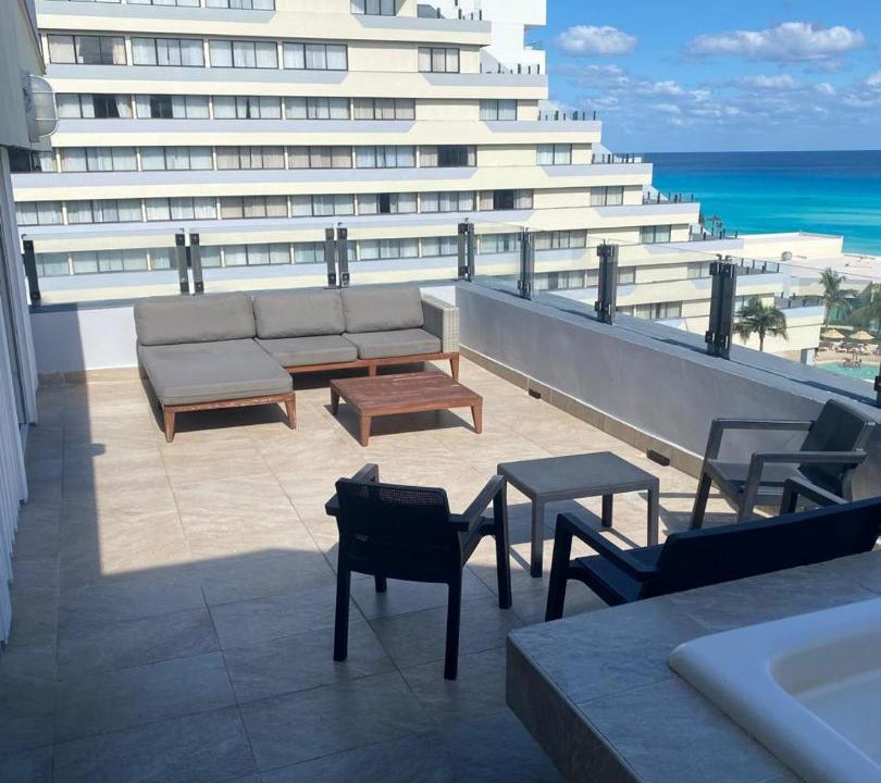 Photo of Patio Balcony in Zona Hotelera